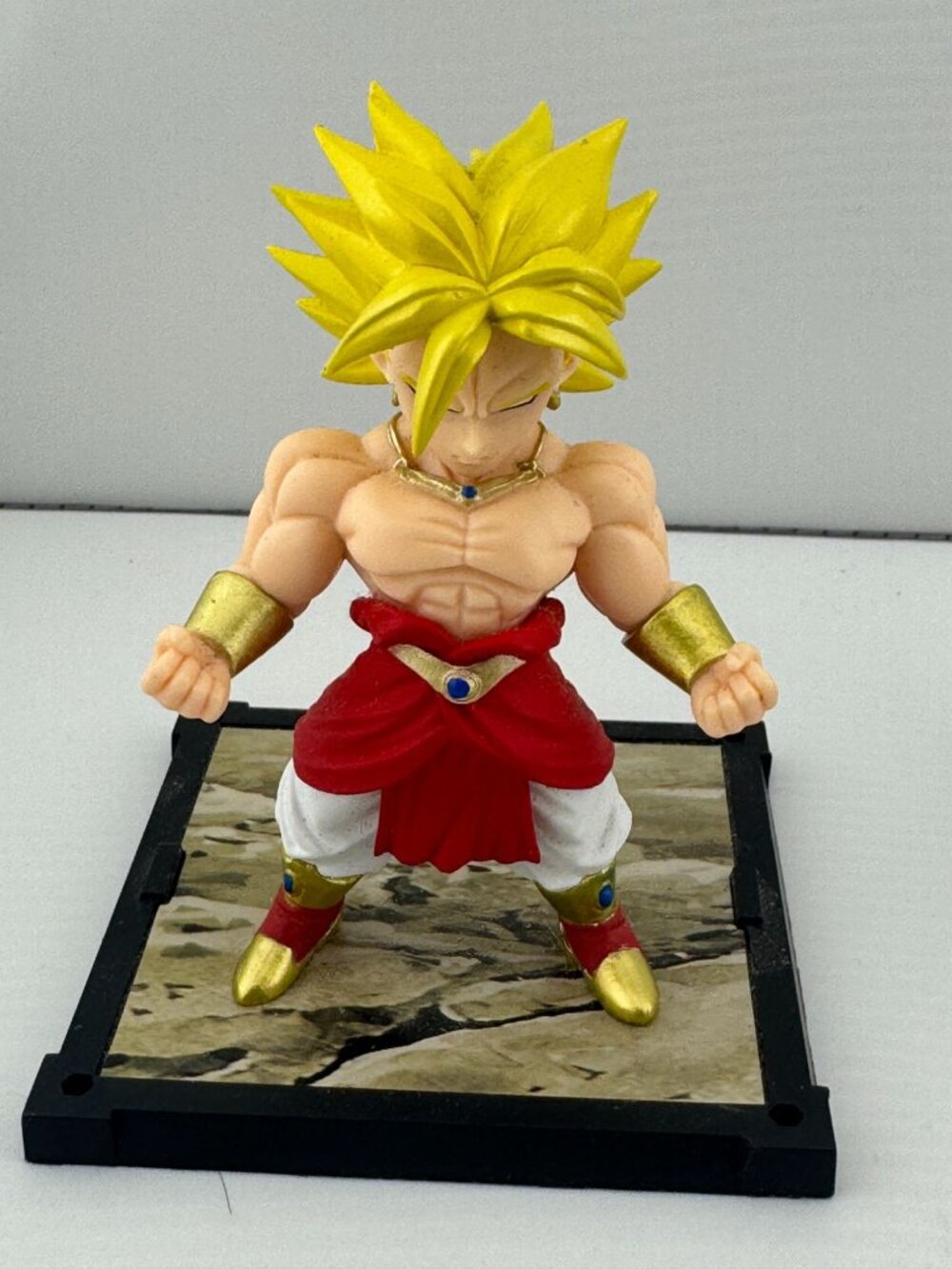 Dragon Ball Z Super Saiyan Vegeta & Broly PVC Figurines Set With Display Bases C - Picture 2 of 6
